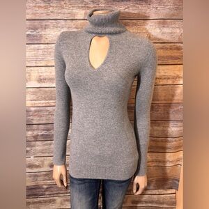 Beth Bowley Cashmere Sweater S Small Button Sleeves Keyhole Turtleneck Gray